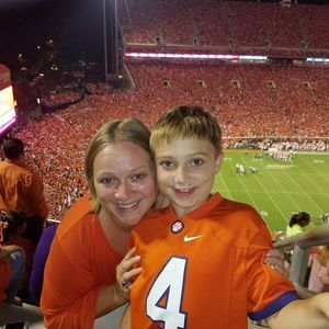 Meet your Posher, Dawn